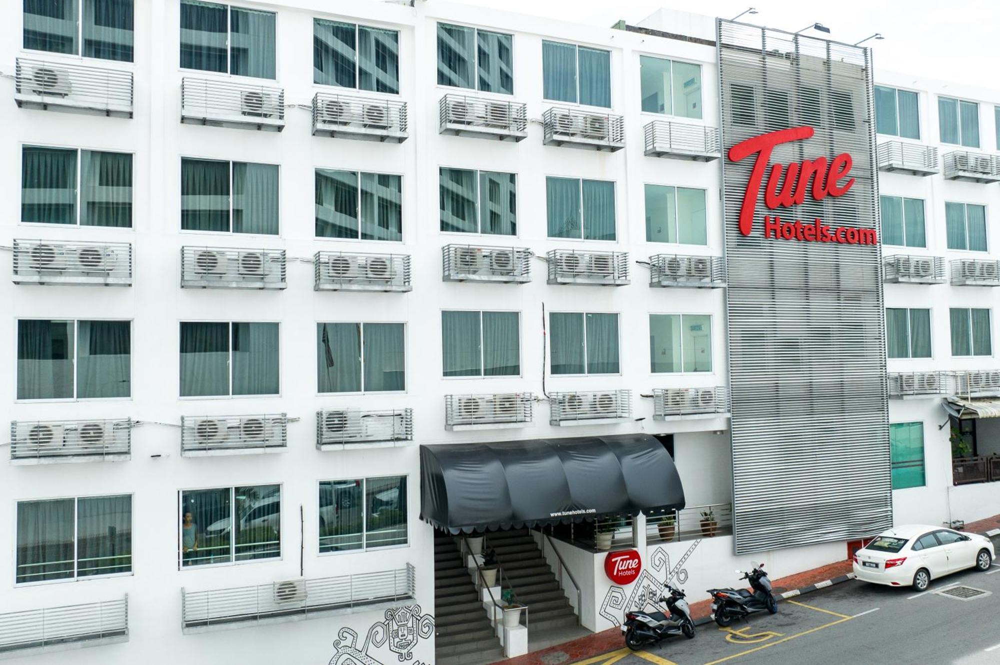Tune Hotel - Waterfront קוצ'ינג מראה חיצוני תמונה